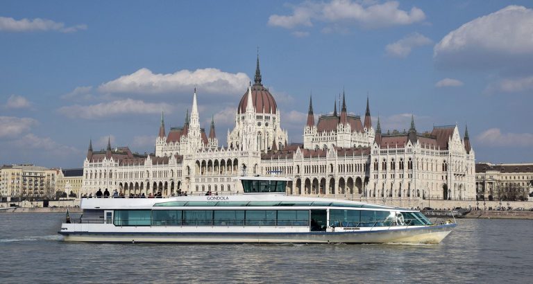 Legenda Városnéző hajóutak